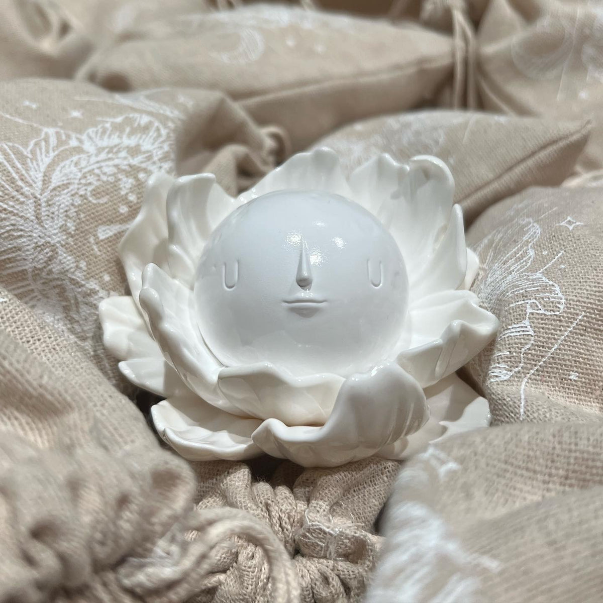 Chibi Moonflower - Moonstone-Yoskay Yamamoto-Munky King