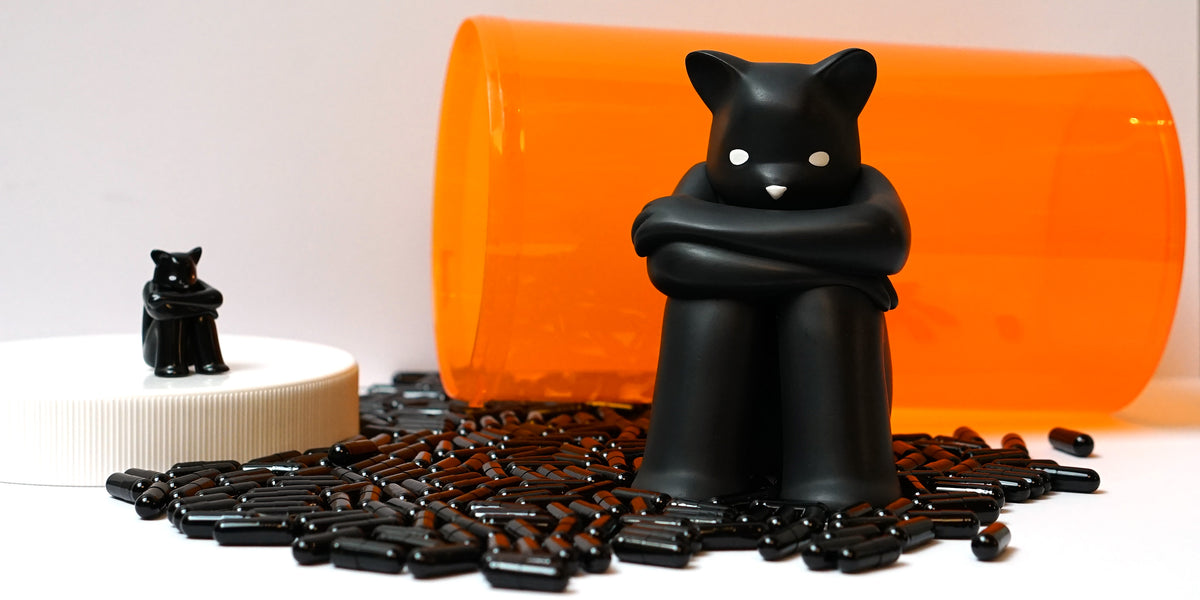 The Prisoner (XL) - Black Beauty-Luke Chueh-Munky King